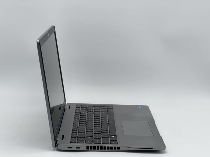 Ноутбук Dell Latitude 5520, i7-1185G7, 16 GB, 240 GB, Intel Iris Xe Graphics, 1920x1080, IPS [SH2603702] БУ - зображення 2