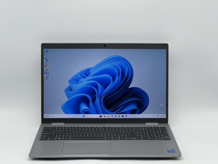 Ноутбук Dell Latitude 5520, i7-1185G7, 16 GB, 240 GB, Intel Iris Xe Graphics, 1920x1080, IPS [SH2609548] БУ - зображення 1