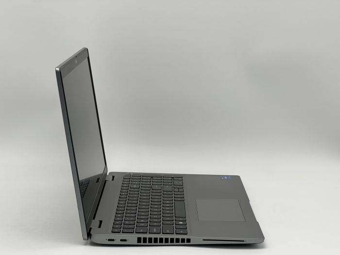 Ноутбук Dell Latitude 5520, i5-1135G7, 16 GB, 240 GB, Intel Iris Xe Graphics, 1920x1080, IPS [SH26021735] БУ - зображення 2