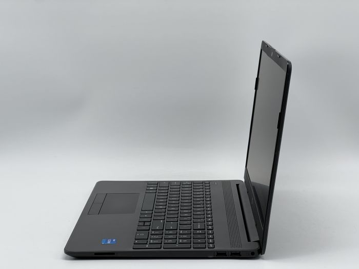 Ноутбук HP 250 G8, i5-1135G7, 16 GB, 240 GB, Intel Iris Xe Graphics, 1920x1080, IPS [SH26021751] БУ - зображення 3