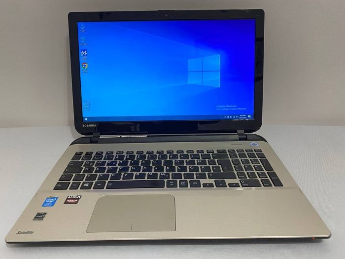 Ноутбук Б-клас Toshiba Satellite L50-B-1DR / 15.6" (1366x768) TN / Intel Core i5-4200U (2 (4) ядра по 1.6 - 2.6 GHz) / 8 GB DDR3 / 128 GB SSD / AMD Radeon R5 M230, 2 GB DDR3, 64-bit / WebCam б/в - зображення 2