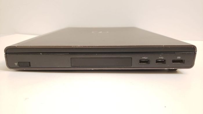 Мобільна робоча станція Б-класу Dell Precision M4800 / 15,6" (1920x1080) IPS / Intel Core i7-4930MX (4 (8) ядра по 3.0 - 3.9 GHz) / 32 GB DDR3 / 512 GB SSD + 500 GB HDD / AMD FirePro M5100, 2 GB GDDR5, 128-bit / WebCam / DVD-ROM б/в - зображення 5