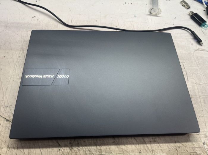 Ультрабук Б-клас Asus Vivobook Pro 14 K3400P / 14" (1920x1080) OLED / Intel Core i5-11300H (4 (8) ядра по 3.1 - 4.4 GHz) / 8 GB DDR4 / 480 GB SSD / Intel Iris Xe Graphics / WebCam б/в - зображення 9