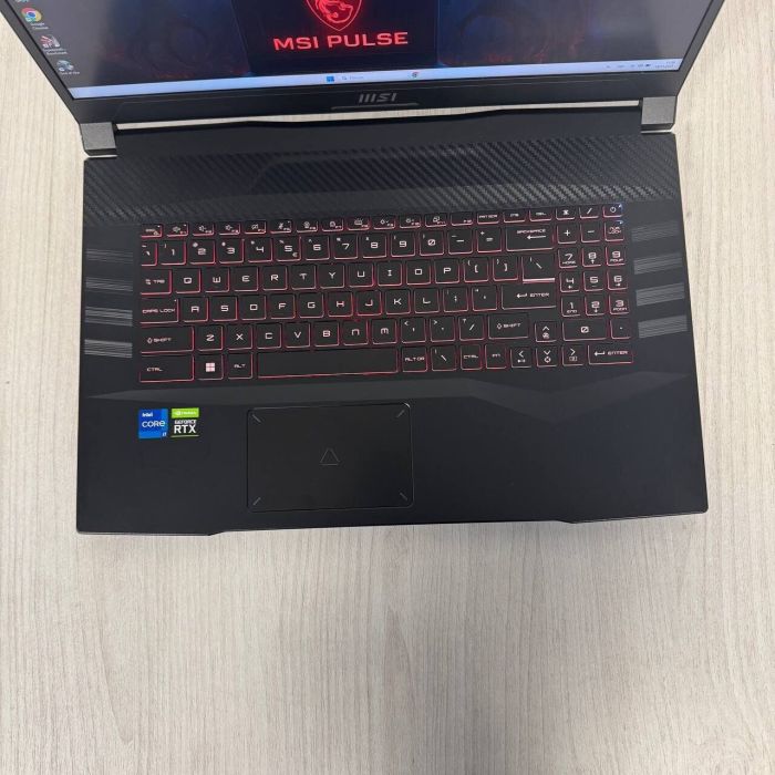 Ігровий ноутбук Б-класу MSI Pulse GL76 12UGK / 17,3" (1920x1080) IPS / Intel Core i7-12700H (14 (20) ядер по 3,5 - 4,7 ГГц) / 16 ГБ DDR4 / 1000 ГБ SSD / nVidia GeForce RTX 3070, 8 ГБ GDDR6, 256-біт / WebCam б/в - зображення 3