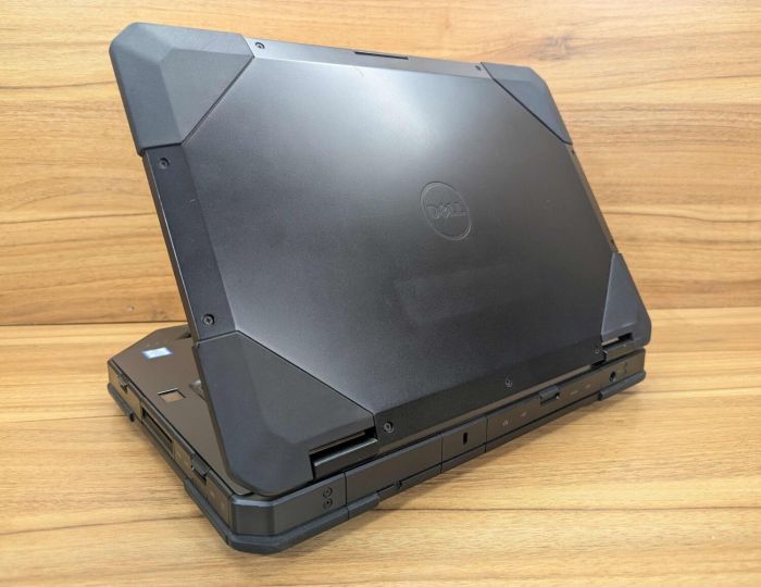 Захищений ноутбук Dell Latitude 14 Rugged 5414 / 14" (1920x1080) IPS Touch / Intel Core i5-6300U (2 (4) ядра по 2,4 - 3,0 ГГц) / 16 ГБ DDR4 / 512 ГБ SSD / AMD Radeon R7 M360, 2 ГБ DDR3, 64-біт / Сканер відбитків пальців / 4G / Windows 10 б/в - зображення 7