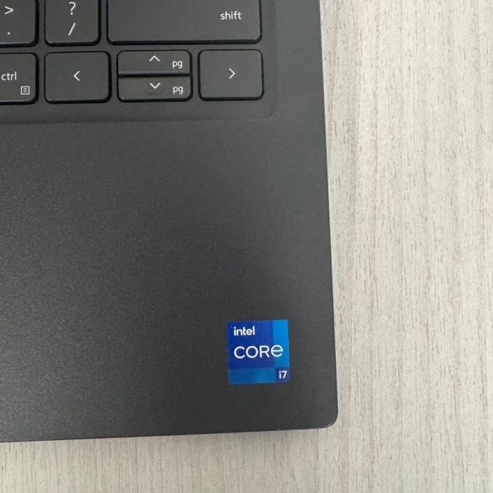 Ультрабук Dell Latitude 3420 / 14" (1920x1080) IPS / Intel Core i7-1165G7 (4 (8) ядра по 2.8 - 4.7 GHz) / 16 GB DDR4 / 256 GB SSD / Intel Iris X Graphics / WebCam б/в - зображення 8