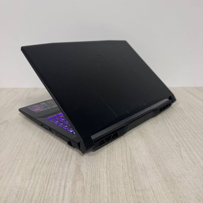 Ігровий ноутбук Б-класу MSI Katana 15 B12VFK / 15,6" (1920x1080) IPS / Intel Core i7-12650H (10 (16) ядер по 2,3 - 4,7 ГГц) / 16 ГБ DDR5 / 1000 ГБ SSD M.2 / nVidia GeForce RTX 4060, 8 ГБ GDDR6, 128-біт / Веб-камера / HDMI б/в - зображення 7