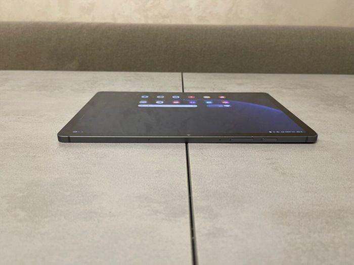 Планшет Б-клас Samsung Galaxy Tab S9 FE (SM-X518U) / 10.9" (2304x1440) TFT / Samsung Exynos 1380 (8 ядер по 2.4 GHz) / 6 GB RAM / 128 GB Memory / Mali-G68 MP5 б/в - зображення 5