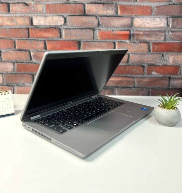 Ультрабук Dell Latitude 5420 / 14" (1920x1080) IPS / Intel Core i3-1125G4 (4 (8) ядра по 2.0 - 3.7 GHz) / 16 GB DDR4 / 256 GB SSD / Intel UHD Graphics / WebCam / Windows 10 Pro б/в - зображення 4