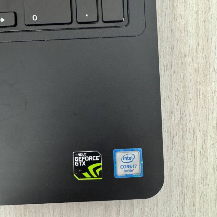 Ігровий ноутбук Dell Inspiron 15 7559 / 15,6" (1920x1080) IPS / Intel Core i7-6700HQ (4 (8) ядра по 2,6 - 3,5 ГГц) / 8 ГБ DDR3 / 256 ГБ SSD + 500 ГБ HDD / nVidia GeForce GTX 960M, 4 ГБ GDDR5, 128-біт / WebCam б/в - зображення 8