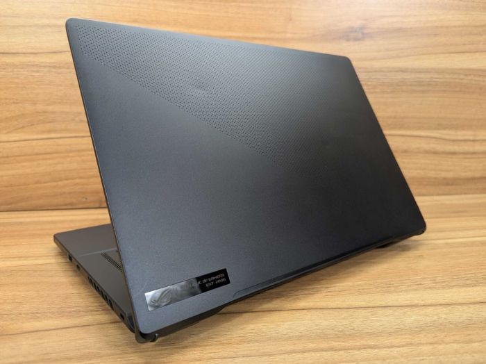 Ігровий ноутбук Asus ROG Zephyrus M16 GU603ZW / 16" (2560x1600) IPS / Intel Core i9-12900H (14 (20) ядер по 3,8 - 5,0 ГГц) / 16 ГБ DDR5 / 1000 ГБ SSD / nVidia GeForce RTX 3070 Ti, 8 ГБ GDDR6X, 256-bit / WebCam / Windows 11 б/в - зображення 9