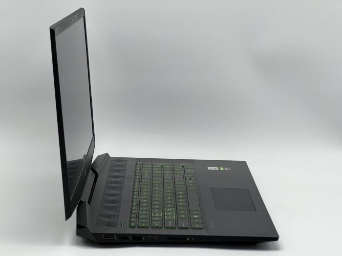 Ігровий ноутбук Б-класу HP Pavilion 17-cd1023nr / 17,3" (1920x1080) IPS / Intel Core i7-10750H (6 (12) ядер по 2,6 - 5,0 ГГц) / 16 ГБ DDR4 / 480 ГБ SSD / nVidia GeForce GTX 1650, 4 ГБ GDDR6, 128-біт / WebCam б/в - зображення 3