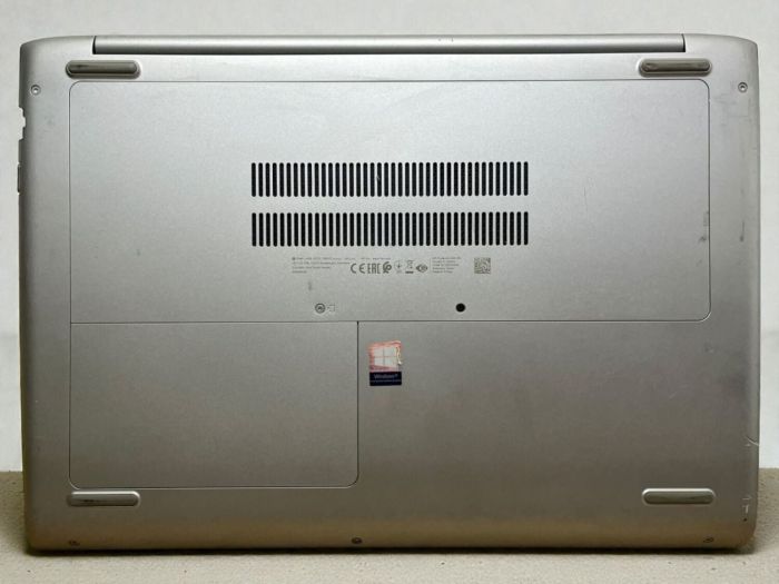 Ноутбук Б-клас HP ProBook 450 G5 / 15.6" (1366x768) TN / Intel Core i3-7100U (2 (4) ядра по 2.4 GHz) / 4 GB DDR4 / 256 GB SSD / Intel HD Graphics 620 / WebCam б/в - зображення 5