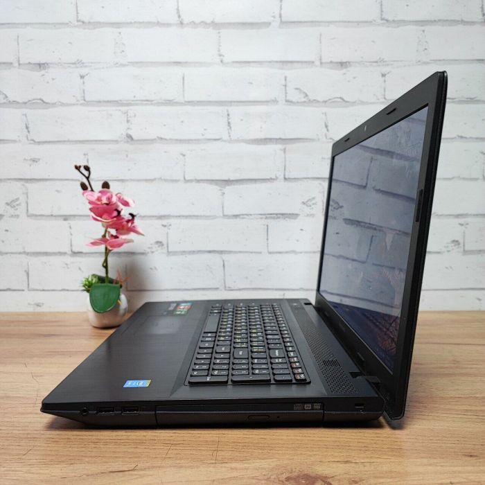 Ноутбук Б-клас Lenovo G710 / 17.3" (1600x900) TN / Intel Core i3-4000M (2 (4) ядра по 2.4 GHz) / 8 GB DDR3 / 256 GB SSD / Intel HD Graphics 4600 / WebCam / DVD-ROM б/в - зображення 6