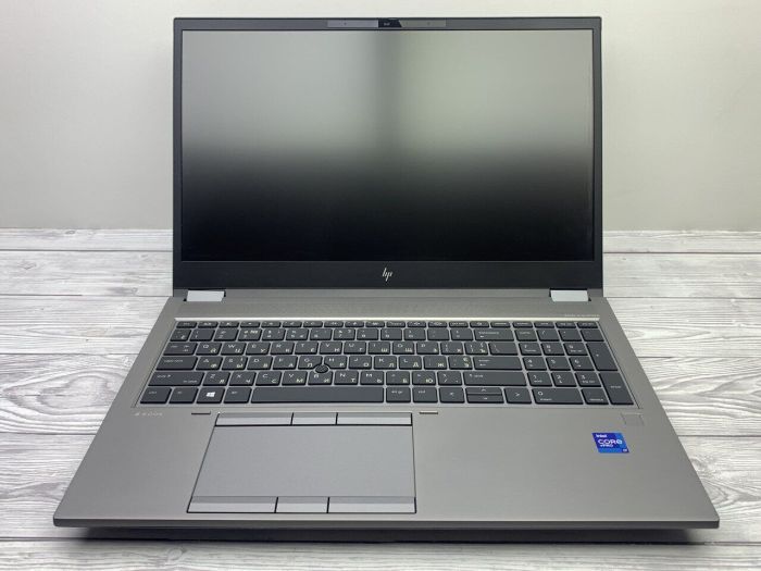 Мобільна робоча станція Б-класу HP ZBook Fury 15 G8 / 15,6" (1920x1080) IPS / Intel Core i7-11850H (8 (16) ядер по 2.1 - 4.8 GHz) / 32 GB DDR4 / 512 GB SSD M.2 / nVidia Quadro T1200, 4 GB GDDR6, 128-bit / WebCam б/в - зображення 2