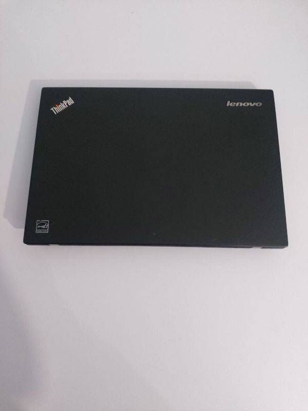 Ноутбук Б-клас Lenovo ThinkPad T450s / 14" (1600x900) TN / Intel Core i5-5200U (2 (4) ядра по 2.2 - 2.7 GHz) / 12 GB DDR3 / 250 GB SSD / Intel HD Graphics 5500 / WebCam б/в - зображення 6