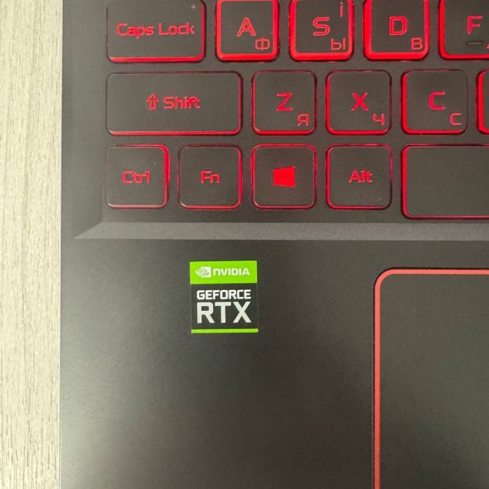 Ігровий ноутбук Acer Nitro 5 AN515-55 / 15,6" (1920x1080) IPS / Intel Core i5-10300H (4 (8) ядра по 2,5 - 4,5 ГГц) / 32 ГБ DDR4 / 256 ГБ SSD + 512 ГБ SSD / nVidia GeForce RTX 3050, 4 ГБ GDDR6, 128-біт / WebCam б/в - зображення 5