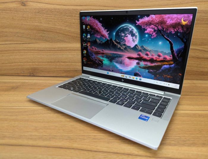 Ультрабук HP EliteBook 840 G8 / 14" (1920x1080) IPS / Intel Core i7-1185G7 (4 (8) ядра по 3.0 - 4.8 GHz) / 16 GB DDR4 / 512 GB SSD / Intel Iris Xe Graphics / TouchID / WebCam / Windows 11 б/в - зображення 5