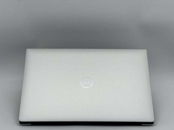 Мобільна робоча станція Dell Precision 5540 / 15,6" (1920x1080) IPS / Intel Core i5-9400H (4 (8) ядра по 2,5 - 4,3 ГГц) / 16 ГБ DDR4 / 240 ГБ SSD / nVidia Quadro T1000, 4 ГБ GDDR6, 128-біт / WebCam б/в - зображення 5