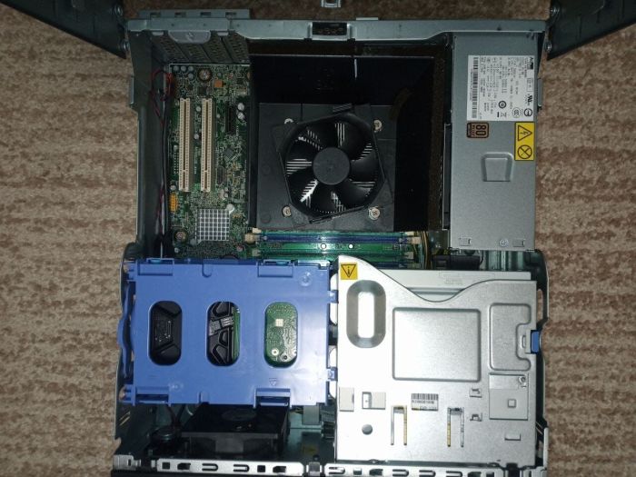 ПК Б-клас Lenovo ThinkCentre M82 SFF / Intel Core i5-3470 (4 ядра по 3.2 - 3.6 GHz) / 8 GB DDR3 / 500 GB HDD / Intel HD Graphics 2500 / DVD-RW б/в - зображення 4