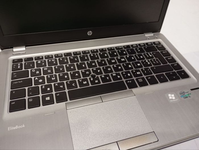 Ультрабук Б-класу HP EliteBook Folio 9470m / 14" (1366x768) TN / Intel Core i5-3437U (2 (4) ядра по 1.9 - 2.9 GHz) / 8 GB DDR3 / 500 GB HDD / Intel HD Graphics 4000 / WebCam / Win 10 / АКБ не тримає б/в - зображення 8