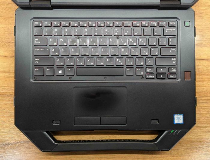 Захищений ноутбук Dell Latitude 14 Rugged 5414 / 14" (1920x1080) IPS Touch / Intel Core i5-6300U (2 (4) ядра по 2,4 - 3,0 ГГц) / 16 ГБ DDR4 / 512 ГБ SSD / AMD Radeon R7 M360, 2 ГБ DDR3, 64-біт / TouchID / Windows 10 б/в - изображение 3