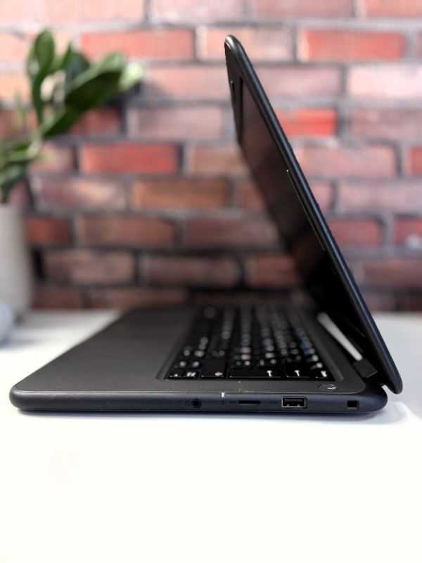 Ультрабук Dell Latitude 3300 / 13.3" (1366x768) TN / Intel Core i3-7020U (2 (4) ядра по 2.3 GHz) / 8 GB DDR4 / 256 GB SSD / Intel HD Graphics 620 / WebCam б/в - зображення 6