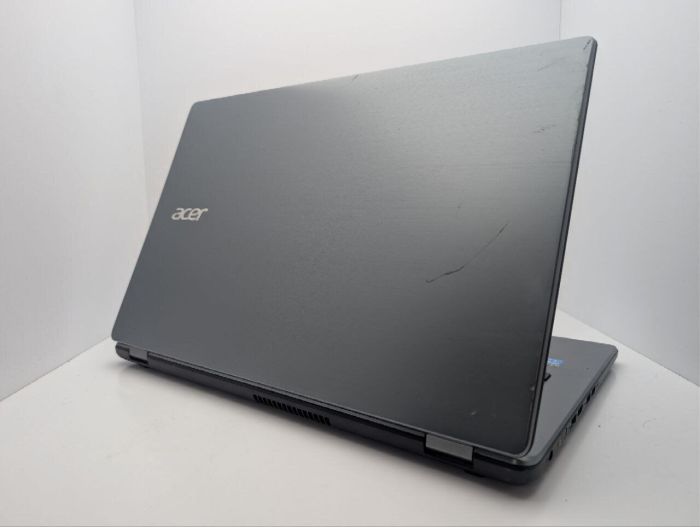 Ноутбук Acer Aspire E5-731 / 17.3" (1600x900) TN / Intel Pentium 3556U (2 ядра по 1.7 GHz) / 8 GB DDR3 / 1000 GB HDD / Intel HD Graphics / WebCam / DVD-ROM б/в - изображение 8