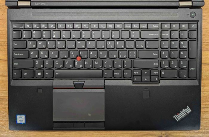 Мобільна робоча станція Lenovo ThinkPad P50 / 15,6" (1920x1080) IPS / Intel Xeon E3-1505M v5 (4 (8) ядра по 2,8 - 3,7 ГГц) / 16 ГБ DDR4 / 512 ГБ SSD / nVidia Quadro M2000M, 4 ГБ GDDR5, 128-біт / WebCam / Fingerprint / Windows 10 б/в - зображення 3