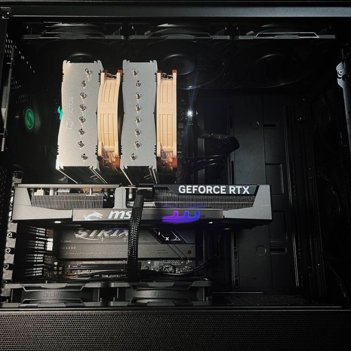 Збірка на замовлення: ігровий Lian-Li Lancool III Black Tower / AMD Ryzen 7 9800X3D (8 (16) ядер по 4,7 - 5,2 ГГц) / 64 ГБ DDR5 / 2000 ГБ SSD M.2 / nVidia GeForce RTX 5080, 16 ГБ GDDR7, 256-біт / 850 Вт б/в - зображення 5