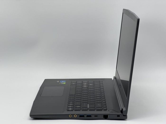 Ігровий ноутбук MSI Thin 15 B13VF / 15,6" (1920x1080) IPS / Intel Core i5-13420H (8 (12) ядер по 3,4 - 4,6 ГГц) / 16 ГБ DDR4 / 960 ГБ SSD / nVidia GeForce RTX 4060, 8 ГБ GDDR6, 128-біт / Веб-камера б/в - зображення 4