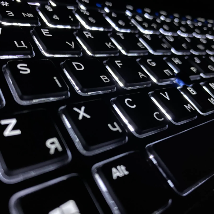 Ноутбук Dell Latitude 5591 / 15.6" (1920x1080) IPS / Intel Core i5-8400H (4 (8) ядра по 2.5 - 4.2 GHz) / 16 GB DDR4 / 256 GB SSD / nVidia GeForce MX130, 2 GB GDDR5, 64-bit / WebCam / TouchID б/в - зображення 6