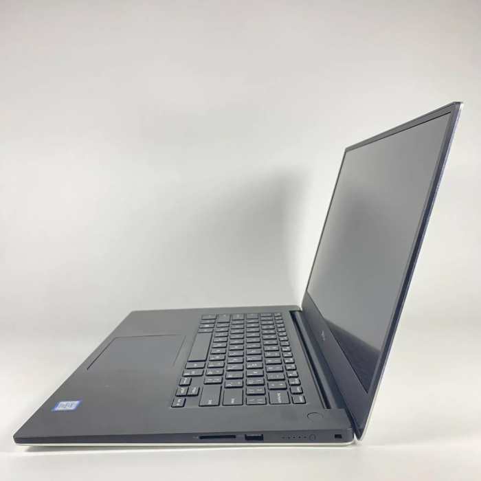 Мобільна робоча станція Dell Precision 5530 / 15,6" (1920x1080) IPS / Intel Core i7-8850H (6 (12) ядра по 2,6 - 4,3 ГГц) / 16 ГБ DDR4 / 512 ГБ SSD / nVidia Quadro P2000, 4 ГБ GDDR5, 128-біт / HDMI б/в - зображення 5