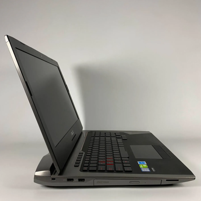 Ігровий ноутбук Asus ROG GL752VS / 17.3" (1920x1080) IPS / Intel Core i7-6820HK (4 (8) ядра по 2,7 - 3,6 ГГц) / 16 ГБ DDR4 / 500 ГБ SSD / nVidia GeForce GTX 1070, 8 ГБ GDDR5, 256-біт / HDMI / WebCam б/в - зображення 4