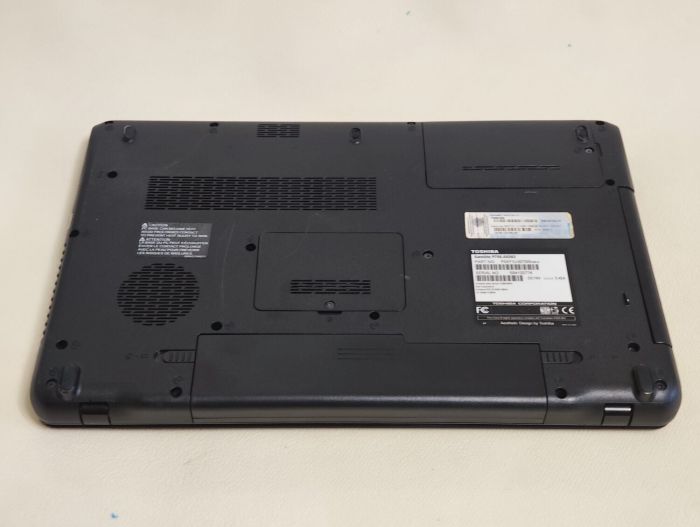 Ноутбук Toshiba Satellite P755 / 15.6" (1366x768) TN / Intel Core i5-2410M (2 (4) ядро по 2.3 - 2.9 GHz) / 8 GB DDR3 / 180 GB SSD / Intel HD Graphics 3000 / WebCam / DVD-ROM б/в - зображення 8