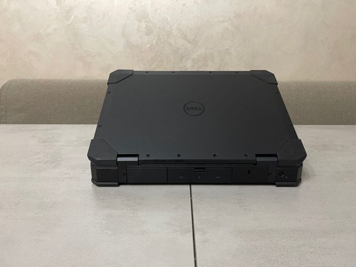 Захищений ноутбук Dell Latitude 5424 Rugged / 14" (1920x1080) IPS Touch / Intel Core i5-8350U (4 (8) ядра по 1.7 - 3.6 GHz) / 16 GB DDR4 / 512 GB SSD M.2 / AMD Radeon RX 540, 4 GB GDDR5, 128-bit / WebCam / Два АКБ / Стилус б/в - зображення 8