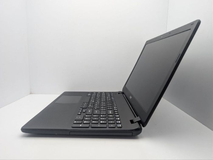 Ноутбук Acer Aspire ES1-531 / 15.6" (1366x768) TN / Intel Celeron N3050 (2 ядра по 1.6 - 2.16 GHz) / 8 GB DDR3 / 120 GB SSD / Intel HD Graphics / WebCam б/в - зображення 5