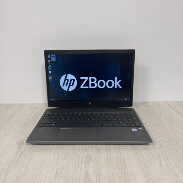 Ноутбук HP ZBook 15v G5 / 15.6" (1920x1080) IPS / Intel Core i5-8300H (4 (8) ядра по 2.3 - 4.0 GHz) / 16 GB DDR4 / 256 GB SSD M.2 / Intel UHD Graphics 630 / WebCam б/в - изображение 2