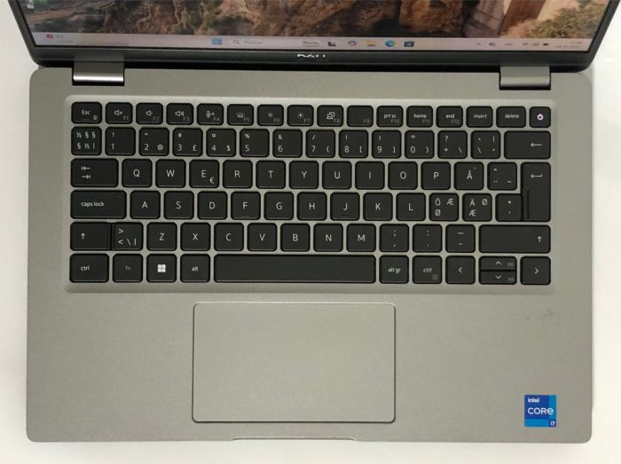 Ультрабук Б-клас Dell Latitude 5420 / 14" (1920x1080) IPS / Intel Core i7-1185G7 (4 (8) ядра по 3.0 - 4.2 GHz) / 16 GB DDR4 / 512 GB SSD / Intel Iris X Graphics / WebCam / Win 11 Proб/в - изображение 8