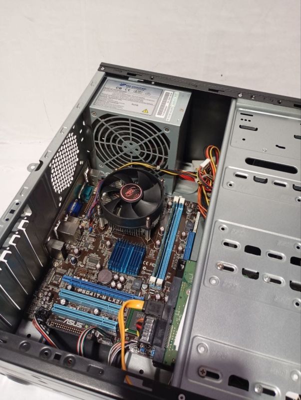 ПК GameMax ET-210-NP Tower / Intel Core 2 Quad Q8300 (4 ядра по 2.5 GHz) / 8 GB DDR3 / 320 GB HDD / Intel HD GMA X4500 / 350W б/в - зображення 6