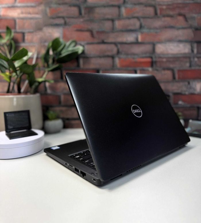 Ультрабук Dell Latitude 5300 / 13.3" (1920x1080) IPS / Intel Core i5-8365U (4 (8) ядра по 1.6 - 4.1 GHz) / 8 GB DDR4 / 256 GB SSD M.2 / Intel UHD Graphics 620 / WebCam / Windows 10 Pro б/в - зображення 6