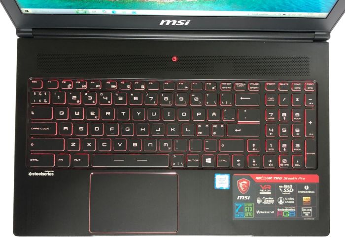 Ігровий ноутбук MSI GS63VR 7RG Stealth Pro / 15,6" (1920x1080) TN / Intel Core i7-7700HQ (4 (8) ядра по 2,8 - 3,8 ГГц) / 32 ГБ DDR4 / 512 ГБ SSD + 1000 ГБ HDD / nVidia GeForce GTX 1070 Max-Q, 8 ГБ GDDR5, 256-біт / WebCam / Win 10 Home б/в - зображення 8