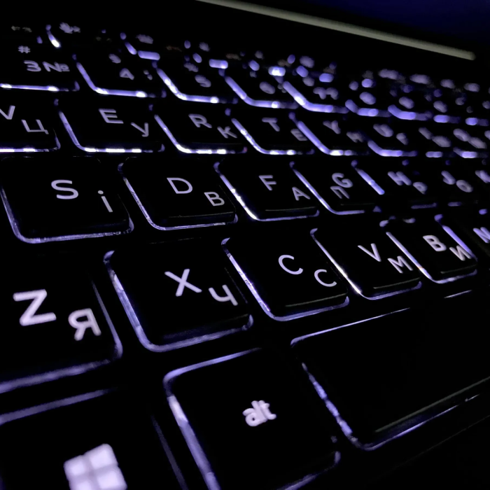 Ультрабук Б-клас Dell Latitude 5501 / 15.6" (1920x1080) IPS / Intel Core i5-9400H (4 (8) ядра по 2.5 - 4.3 GHz) / 16 GB DDR4 / 256 GB SSD / nVidia GeForce MX150, 2 GB GDDR5, 64-bit / WebCam / SIM б/в - зображення 6