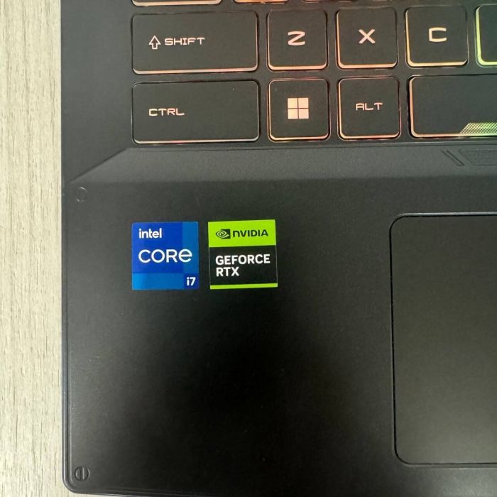 Ігровий ноутбук Б-класу MSI Katana 15 B12VFK / 15,6" (1920x1080) IPS / Intel Core i7-12650H (10 (16) ядер по 2,3 - 4,7 ГГц) / 16 ГБ DDR5 / 1000 ГБ SSD M.2 / nVidia GeForce RTX 4060, 8 ГБ GDDR6, 128-біт / Веб-камера / HDMI б/в - зображення 9