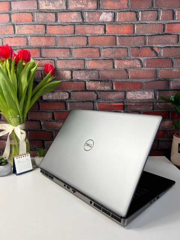 Мобільна робоча станція Dell Precision 7750 / 17,3" (1920x1080) IPS / Intel Core i9-10885H (8 (16) ядер по 2,4 - 5,3 ГГц) / 32 ГБ DDR4 / 1000 ГБ SSD M.2 / nVidia Quadro RTX 4000, 8 ГБ GDDR6, 256-біт / WebCam / Windows 10 Pro б/в - зображення 7