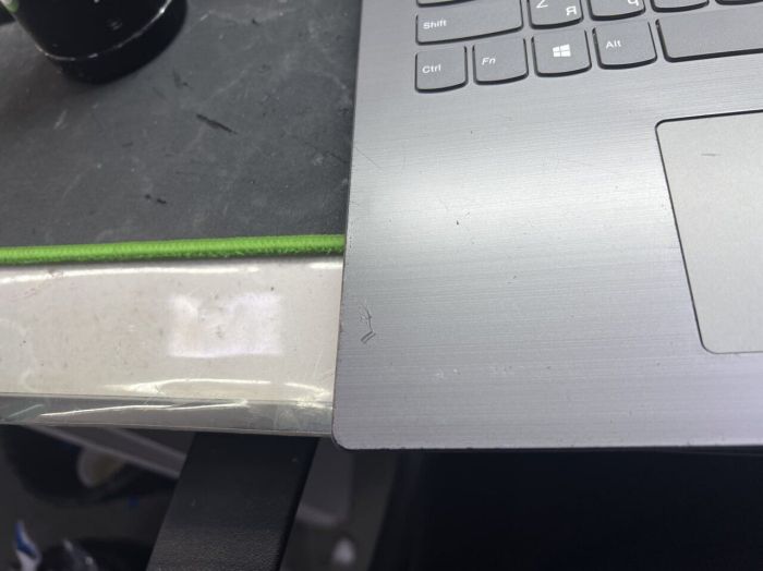 Ноутбук Б-клас Lenovo IdeaPad 330-151GM / 15.6" (1366x768) TN / Intel Celeron N4000 (2 ядра по 1.1 - 2.6 GHz) / 8 GB DDR4 / 120 GB SSD / Intel UHD Graphics 600 / WebCam б/в - зображення 9