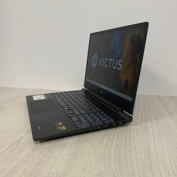 Ігровий ноутбук HP Victus 15-fb001nr / 15,6" (1920x1080) IPS / AMD Ryzen AI 7 350 (8 (16) ядер по 2,0 - 5,0 ГГц) / 16 ГБ DDR5 / 1000 ГБ SSD / nVidia GeForce RTX 5050, 8 ГБ GDDR7, 128-біт / Веб-камера б/в - зображення 7