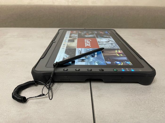 Захищений планшет Getac F110 G3 / 11.6" (1366x768) IPS / Intel Core i7-6500U (2 (4) ядра по 2.5 - 3.1 GHz) / 8 GB DDR4 / 256 GB SSD / Intel HD Graphics 520 / WebCam / Стилус / Два АКБ б/в - зображення 6
