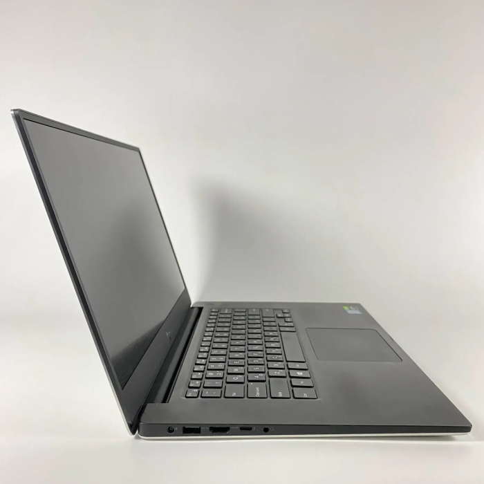 Ігровий ноутбук Dell XPS 15 7590 / 15,6" (1920x1080) IPS / Intel Core i7-9750H (6 (12) ядер по 2,6 - 4,5 ГГц) / 16 ГБ DDR4 / 512 ГБ SSD / nVidia GeForce GTX 1650, 4 ГБ GDDR6, 128-біт / HDMI / WebCam б/в - зображення 4