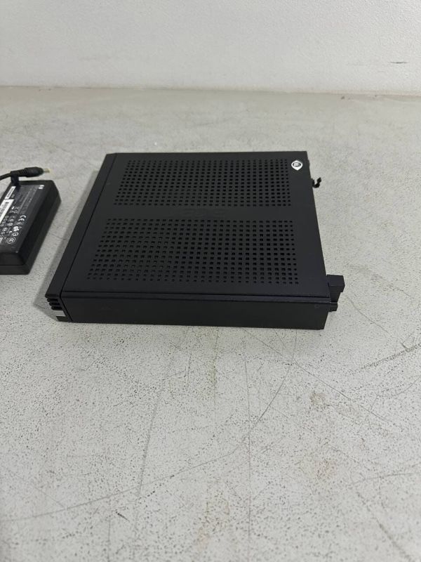 Неттоп Acer Veriton N4670G USFF / Intel Pentium Gold G6400T (2 (4) ядра по 3.4 GHz) / 8 GB DDR4 / 128 GB SSD / Intel UHD Graphics 610 / Блок питания б/в - зображення 3